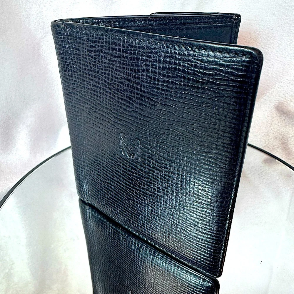 Loewe Anagram Wallet Vintage Black Crosshatch Leather Bifold Coin Pouch LVMH